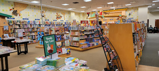 Barnes & Noble image
