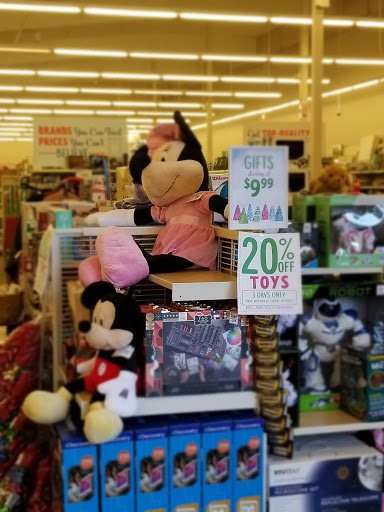 Home Goods Store «Tuesday Morning», reviews and photos, 653 156th Ave NE, Bellevue, WA 98007, USA