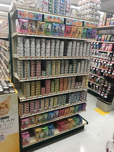 Pet Supply Store «Pet Supplies Plus», reviews and photos, 1170 Northern Blvd, Manhasset, NY 11030, USA