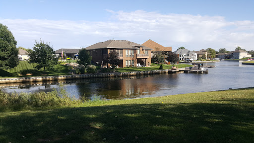 Public Golf Course «Shoreline Golf Course», reviews and photos, 210 Locust St, Carter Lake, IA 51510, USA