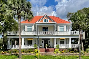 Majestic Jewel Inn of Apalachicola image