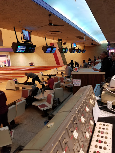 Bowling Alley «Playdium Bowling Center», reviews and photos, 363 Ontario St, Albany, NY 12208, USA