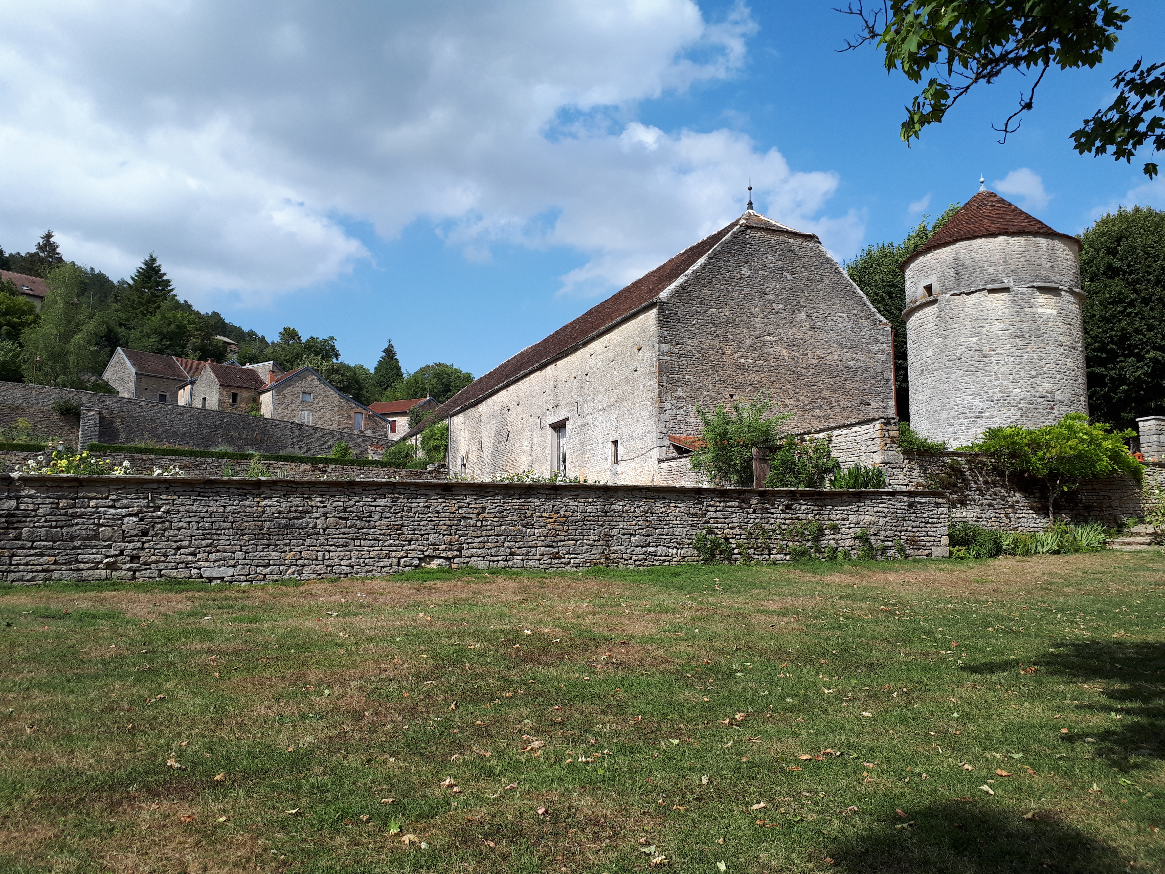 Photo n° 8 de l'avis de Mister. fait le 09/08/2018 à 05:31