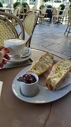 Photo n°79 de Le Café de l'Epoque à Paris ()