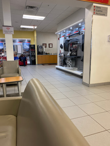 Nissan Dealer «Al Piemonte Nissan», reviews and photos, 1600 W North Ave, Melrose Park, IL 60160, USA