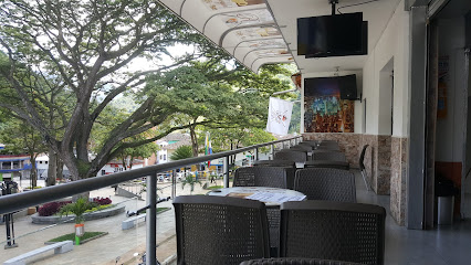 ROYAL CAFE BAR - a 30-81,, Cl. 29 #301, Salgar, Antioquia, Colombia