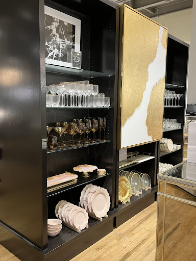 Furniture Store «Z Gallerie - Woodfield Mall», reviews and photos, 134 Woodfield Mall, Schaumburg, IL 60173, USA