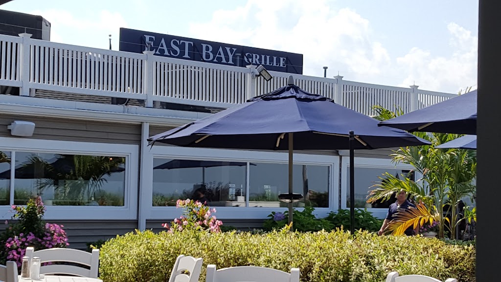 East Bay Grille 02360
