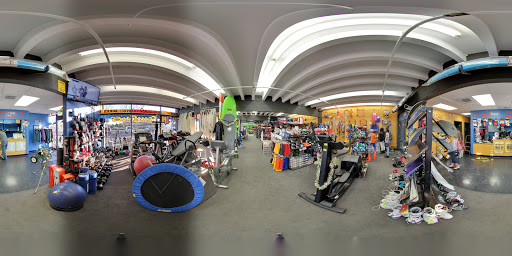 Sporting Goods Store «Play It Again Sports Los Alamitos», reviews and photos, 4141 Katella Ave, Los Alamitos, CA 90720, USA