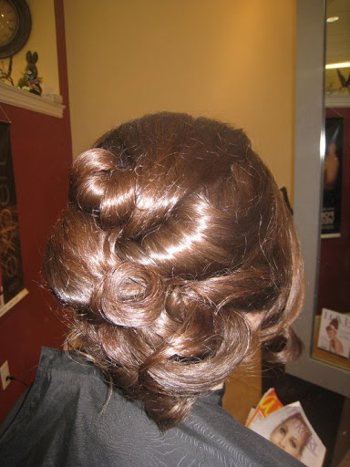 Beauty Salon «Elle Salon & Spa», reviews and photos, 471 W Main St, Cheshire, CT 06410, USA