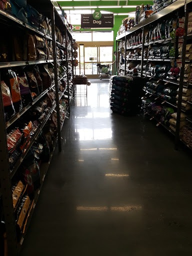 Pet Supply Store «Pet Supplies Plus», reviews and photos, 15880 San Carlos Blvd Ste 190, Fort Myers, FL 33908, USA