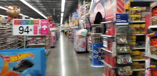 Supermarket «Walmart Supercenter», reviews and photos, 612 E Main St, Hohenwald, TN 38462, USA