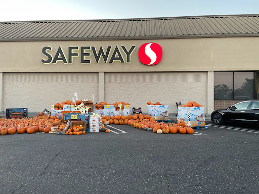 Safeway image