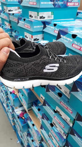 Shopping Mall «Seaview Square Shopping Center», reviews and photos, 1000 NJ-66, Ocean Township, NJ 07712, USA