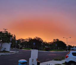 Los Claveles Park photo