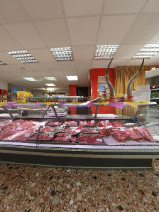 Macelleria Gastronomia Supermercato Maxì di Foschia Monica Via Trieste, 31, 33032 Bertiolo UD, Italia