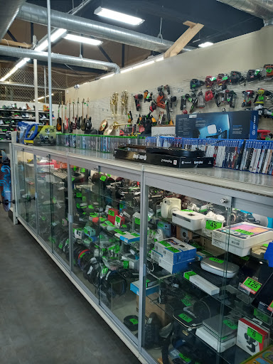 Pawn Shop «maX it PAWN», reviews and photos, 1519 University Ave W, St Paul, MN 55104, USA