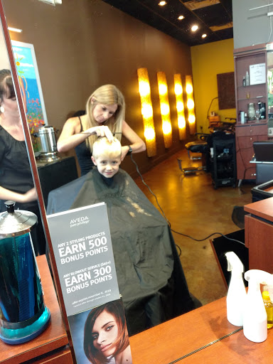 Beauty Salon «Pure Aveda Salonspa», reviews and photos, 206 W 5th Ave, Mt Dora, FL 32757, USA