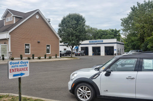 Used Car Dealer «Good Guys Auto House LLC», reviews and photos, 1103 Queen St, Southington, CT 06489, USA