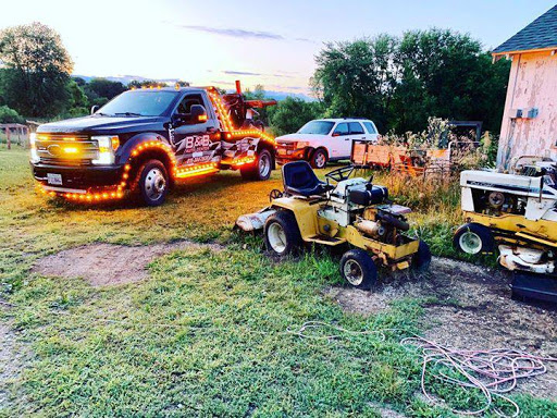 Towing Service «B & B Auto Center», reviews and photos, 2309 N Ringwood Rd, McHenry, IL 60050, USA