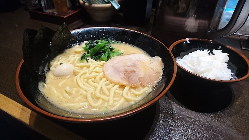 横浜家系ラーメン 壱角家 秋葉原店 東京都千代田区外神田 ラーメン屋 グルコミ