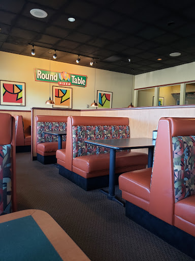 Pizza Restaurant «Round Table Pizza», reviews and photos, 10389 SE 82nd Ave, Happy Valley, OR 97086, USA