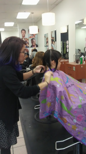 Hair Salon «Hair Cuttery», reviews and photos, 5637 Stone Rd Unit 14, Centreville, VA 20120, USA