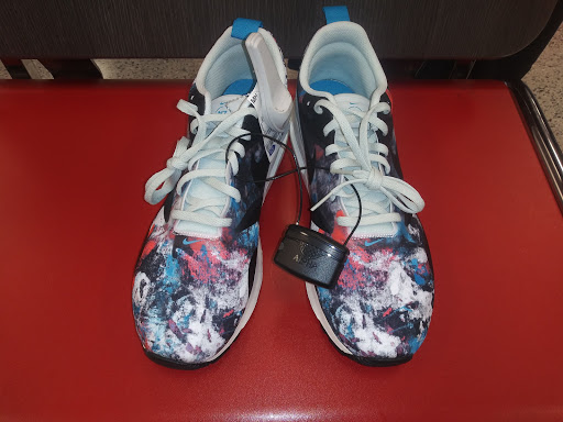 Clothing Store «Ross Dress for Less», reviews and photos, 3982 N Gloster St, Tupelo, MS 38804, USA