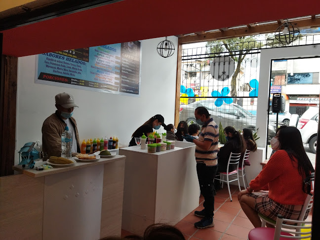Opiniones de Plaza Comercial La Michelena en Quito - Centro comercial