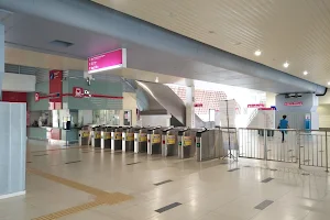 Taipan LRT Station image