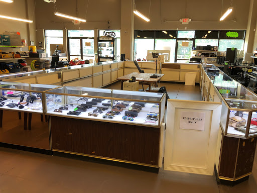 Pawn Shop «Roswell Pawn & Jewelry», reviews and photos, 615 Holcomb Bridge Rd, Roswell, GA 30076, USA