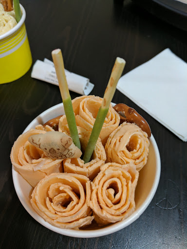 Ice Cream Shop «Icesmile Tampa», reviews and photos, 1512 E Fowler Ave, Tampa, FL 33612, USA