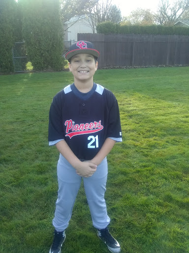 Dog Park «Chapin Park», reviews and photos, 338 Warner Parrott Rd, Oregon City, OR 97045, USA