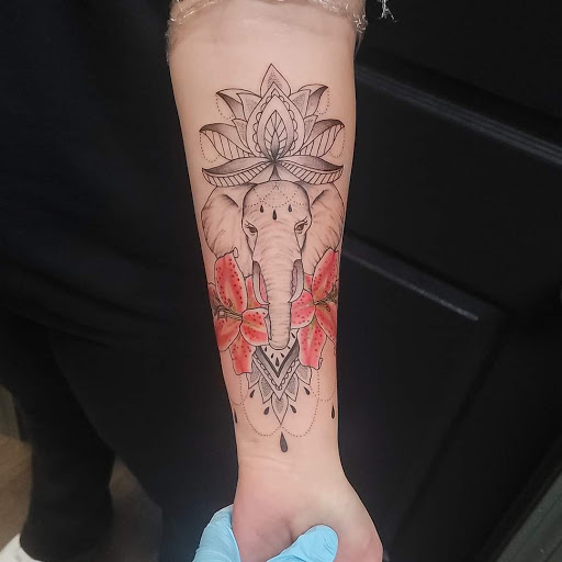 Explore tattoo ideas guys, creative tattoo ideas in North Billerica, available at Blackbird tattoo co.