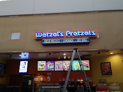 Shopping Mall «Stonewood Center», reviews and photos, 251 Stonewood St, Downey, CA 90241, USA