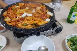 한방생오리불고기 image