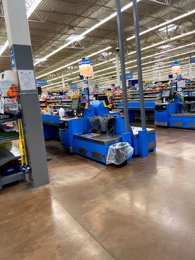 Department Store «Walmart Supercenter», reviews and photos, 1470 S Court St, Circleville, OH 43113, USA