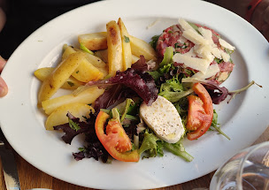 Photo n°38 de Fuxia. à Saint-Germain-en-Laye ()