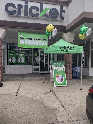 Cell Phone Store «Cricket Wireless Authorized Retailer», reviews and photos, 5712 Silver Hill Rd, District Heights, MD 20747, USA