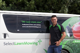 Select Lawn Mowing Papamoa