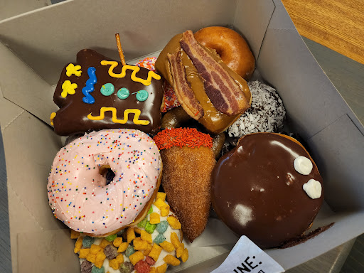 Donut Shop «Voodoo Doughnut Too», reviews and photos, 1501 NE Davis St, Portland, OR 97232, USA