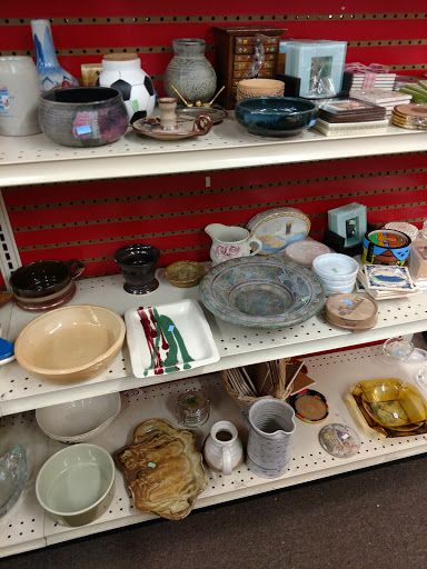 Thrift Store «The Salvation Army Family Store & Donation Center», reviews and photos