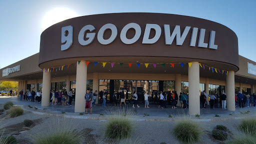 Hayden & Raintree Goodwill Retail & Donation Center, 8053 E Raintree Dr, Scottsdale, AZ 85260, USA, 