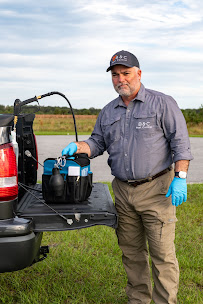 B & C Pest Control - Photo 4 - Car repair in , Deltona