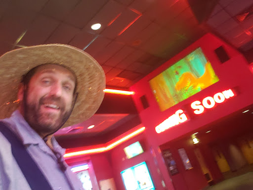 Movie Theater «Regal Cinemas Independence 10», reviews and photos, 1210 Independence Ave, Akron, OH 44310, USA