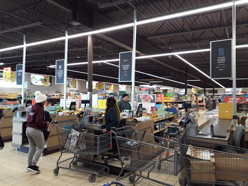 Supermarket «ALDI», reviews and photos, 1600 W 117th St, Lakewood, OH 44107, USA