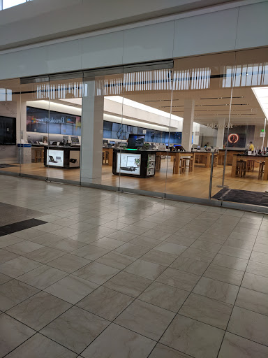 Computer Store «Microsoft», reviews and photos, 160 Walt Whitman Rd #1006B, Huntington Station, NY 11746, USA