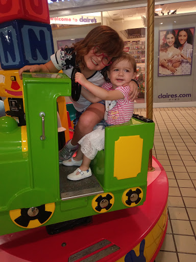 Shopping Mall «Towne Mall», reviews and photos, 1704 N Dixie Hwy, Elizabethtown, KY 42701, USA