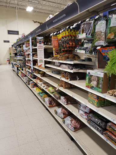 Pet Supply Store «PetSmart», reviews and photos, 73 RHL Blvd, South Charleston, WV 25309, USA