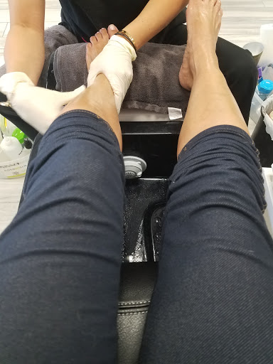 Nail Salon «Sky Nails», reviews and photos, 1746 Miami Gardens Dr, Miami, FL 33179, USA